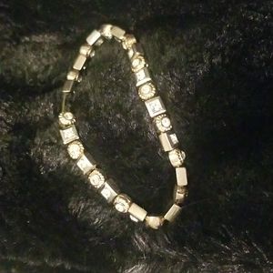 RHINESTONE STRETCH BRACELET Gold and Silvertone metal squares